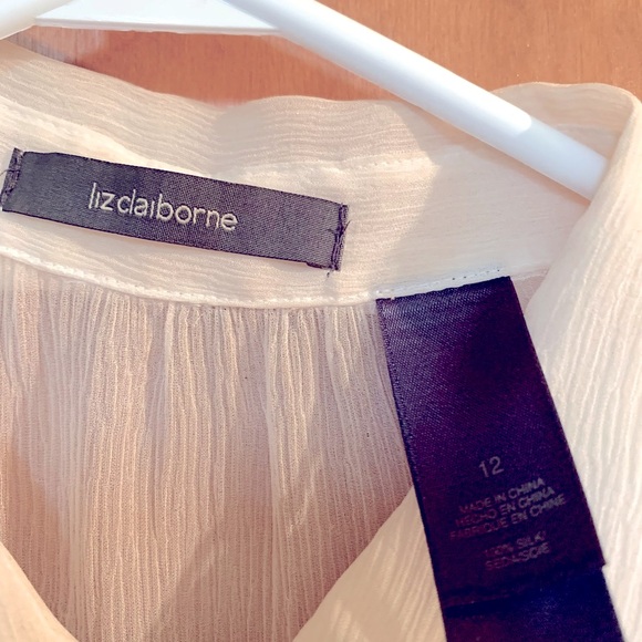 Blouse Liz Claiborne cream chiffon sheer with camisole size 12 chiffon tie - Picture 4 of 5
